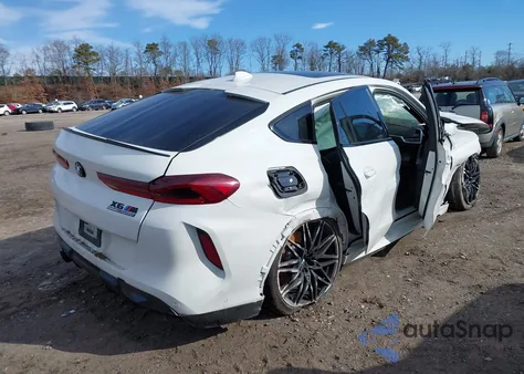 2021 BMW X6 M z USA, uszkodzony, nr VIN 5YMCY0C0XM9E59162